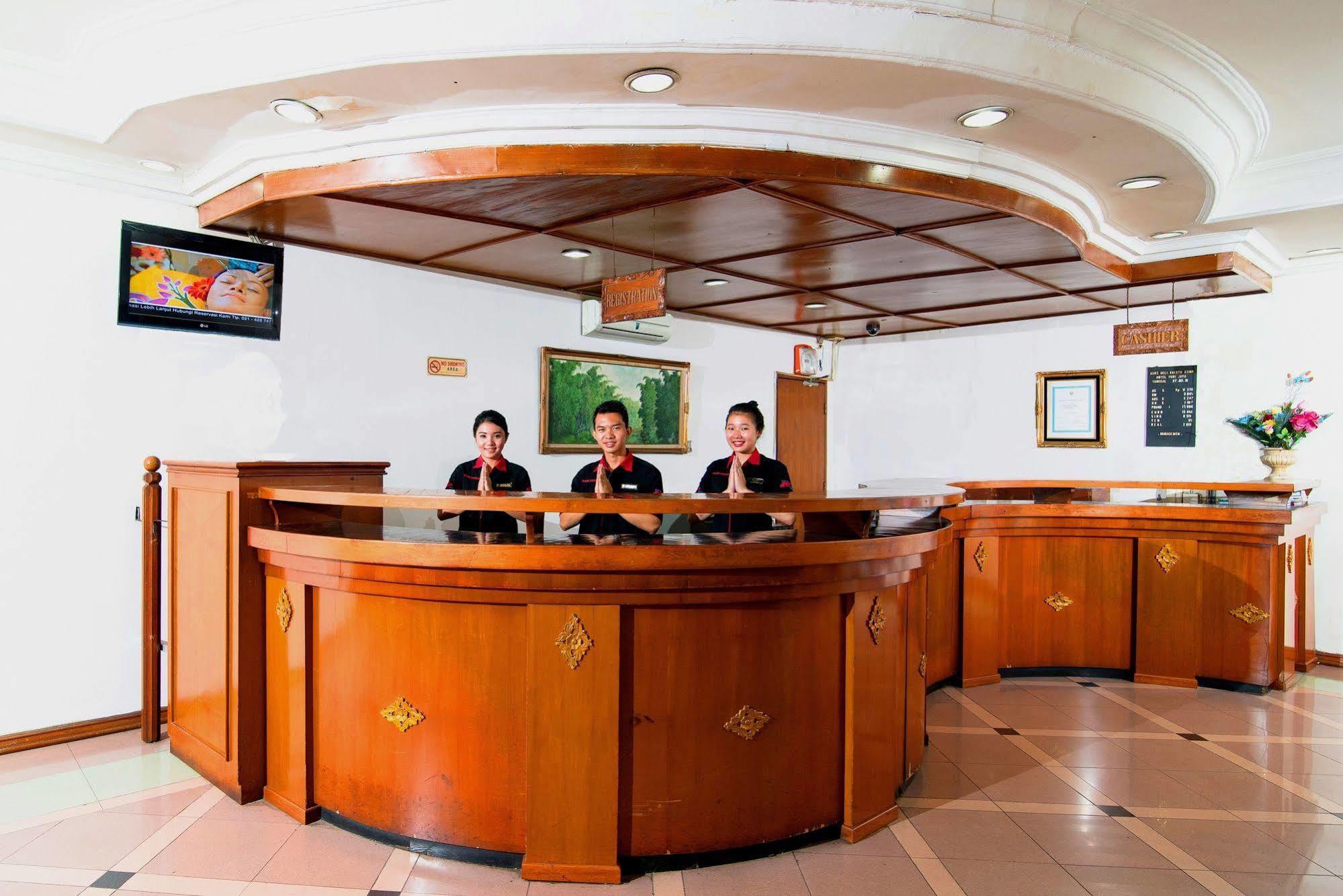 Puri Jaya Hotel Hotel *