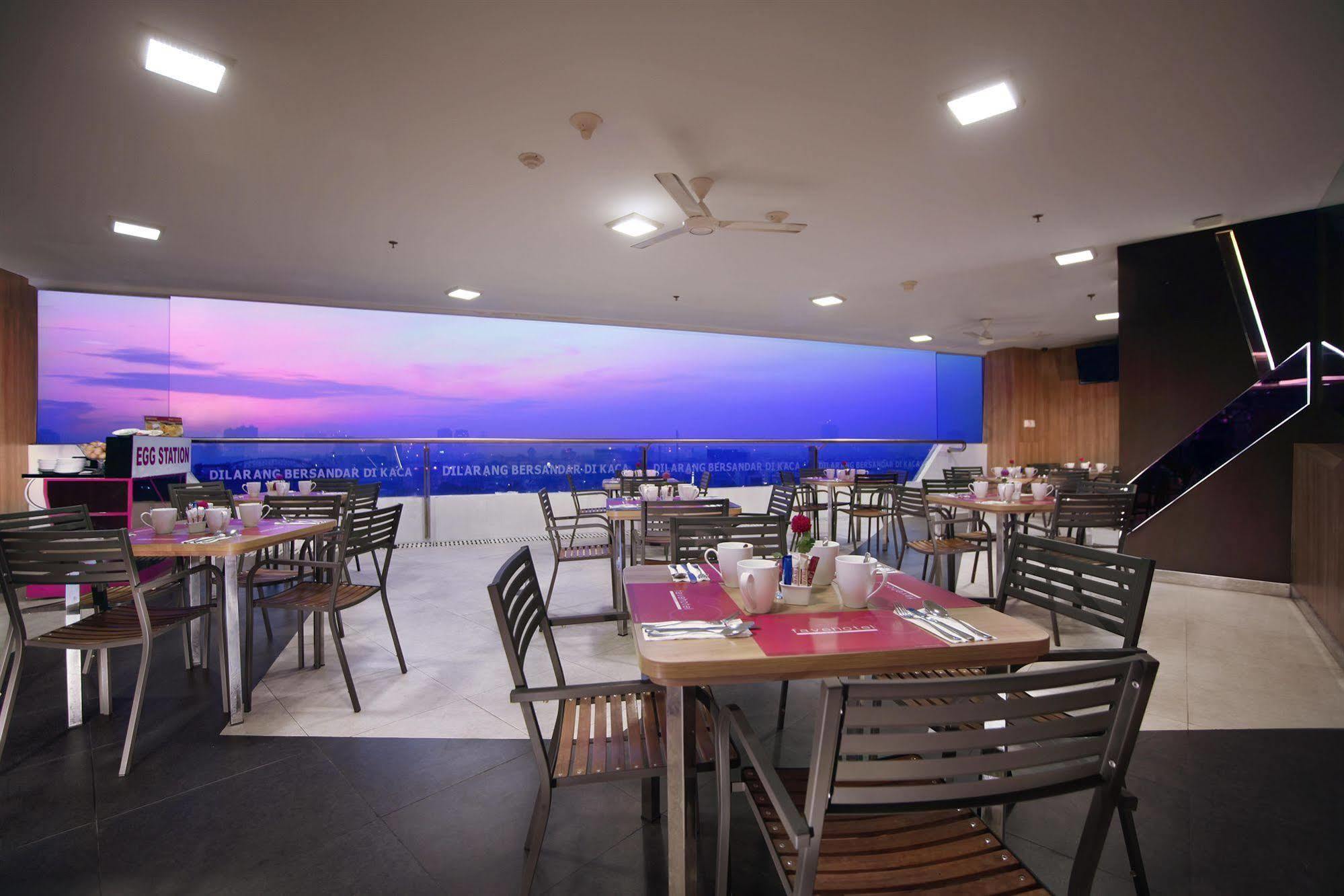 Favehotel Ltc Glodok Hotel 3*