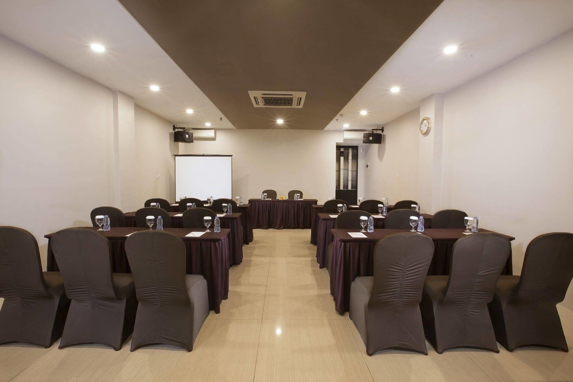 Oak Tree Urban Hotel Jakarta