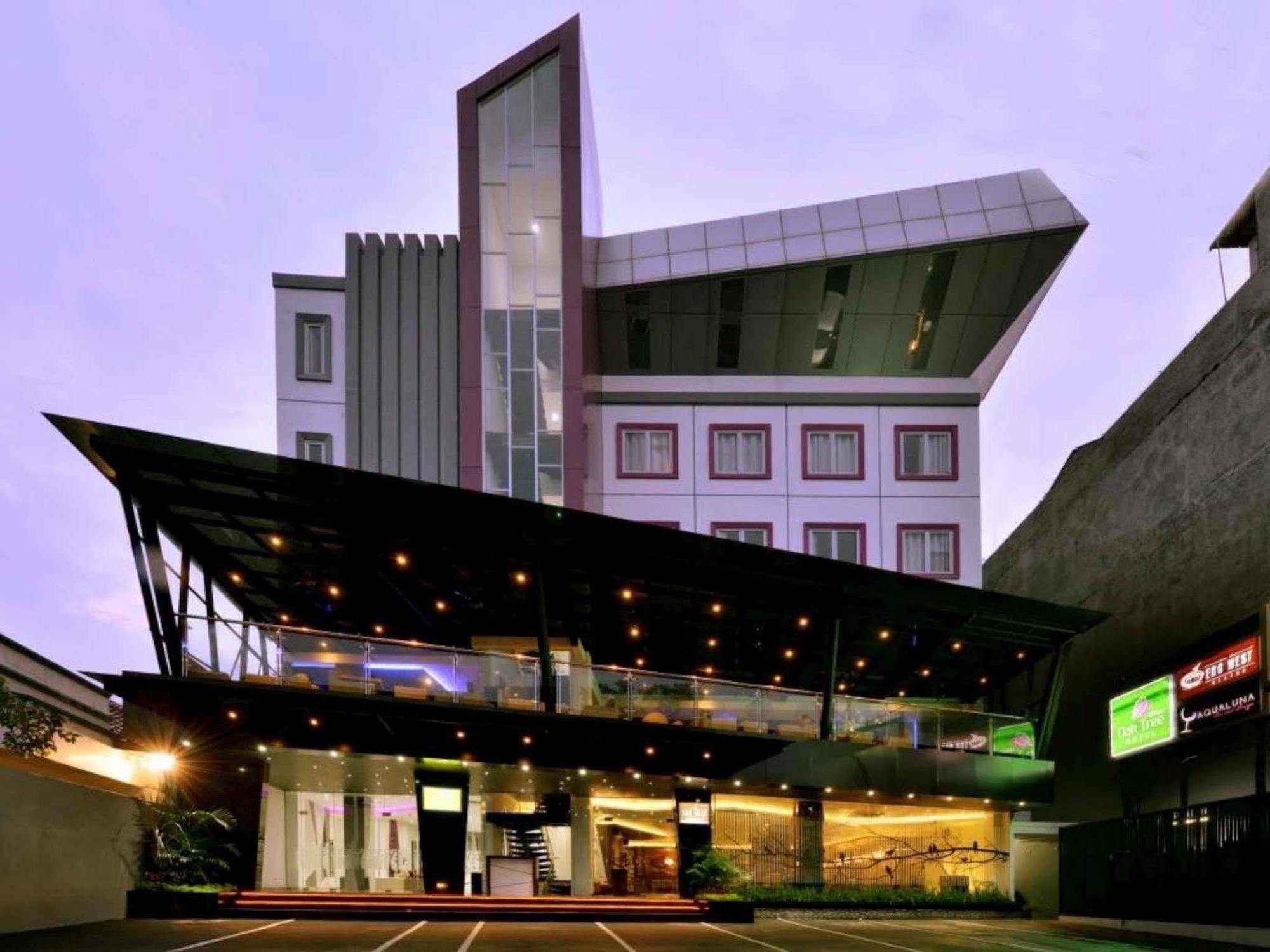Hotel Oak Tree Urban 3*