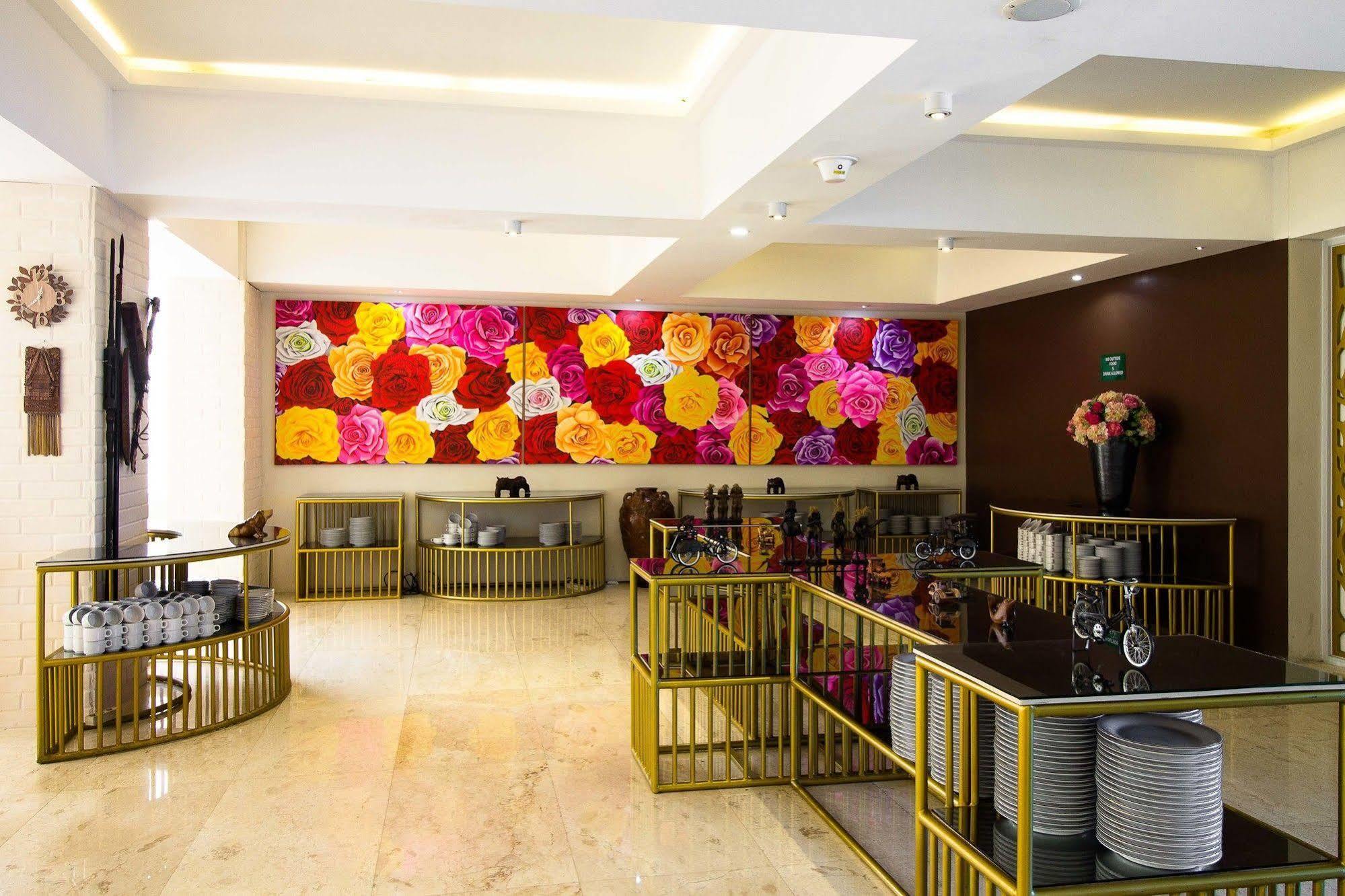 Hotel Reddoorz Premium @ Thamrin Kebon Sirih Jakarta