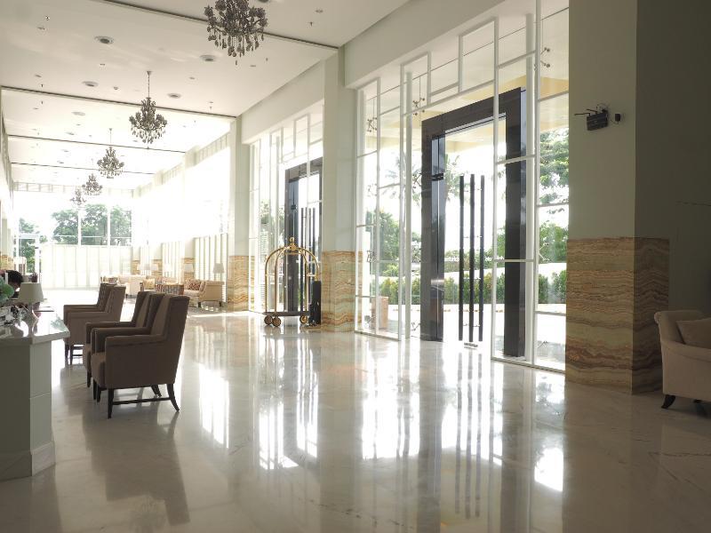 Hotel D'primahotel Airport 2 3*