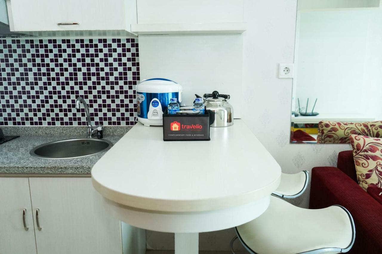 View 1br At Woodland Park By Travelio * Jakarta