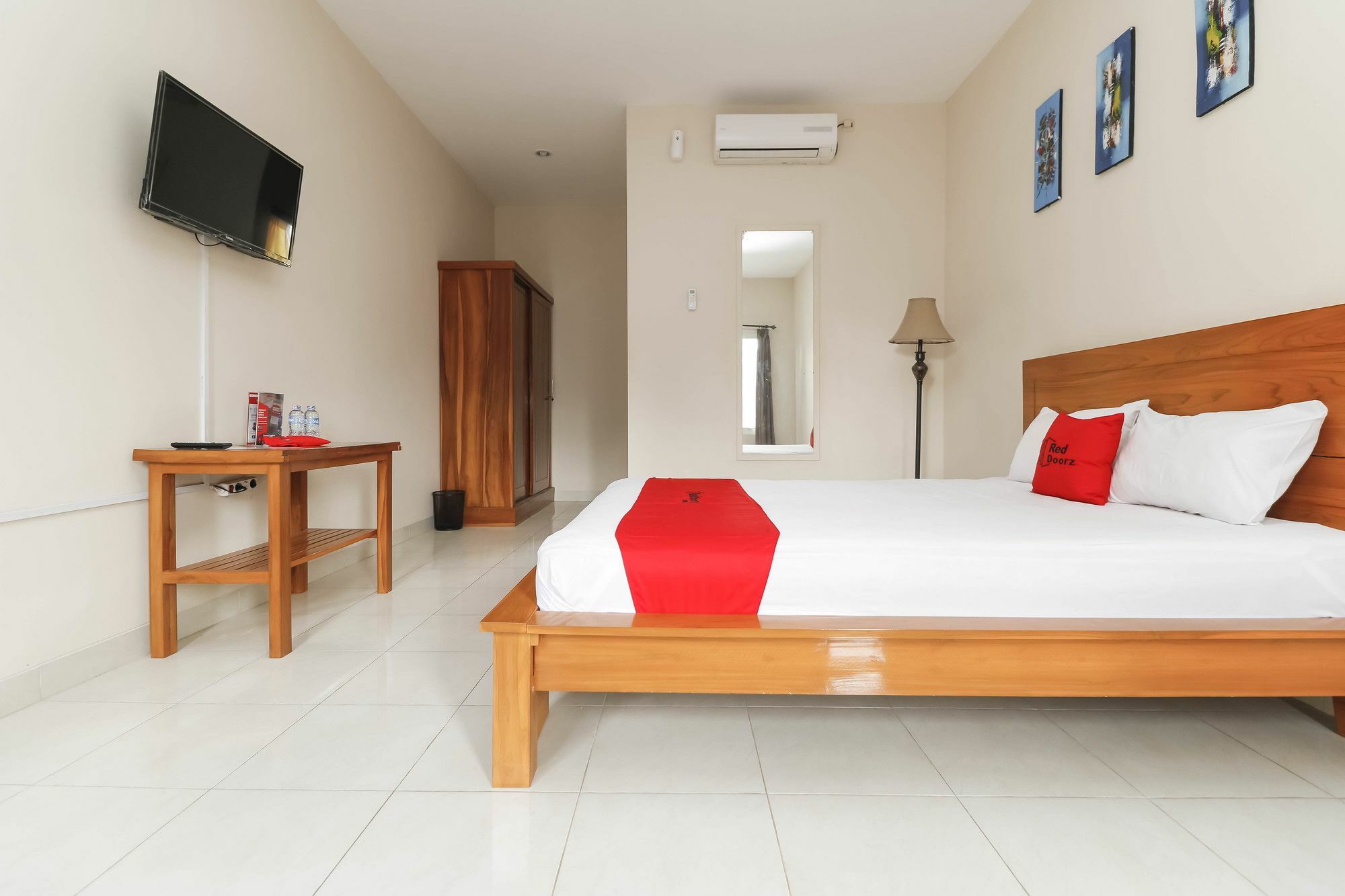 Reddoorz Near Cibubur Junction 2* Jakarta