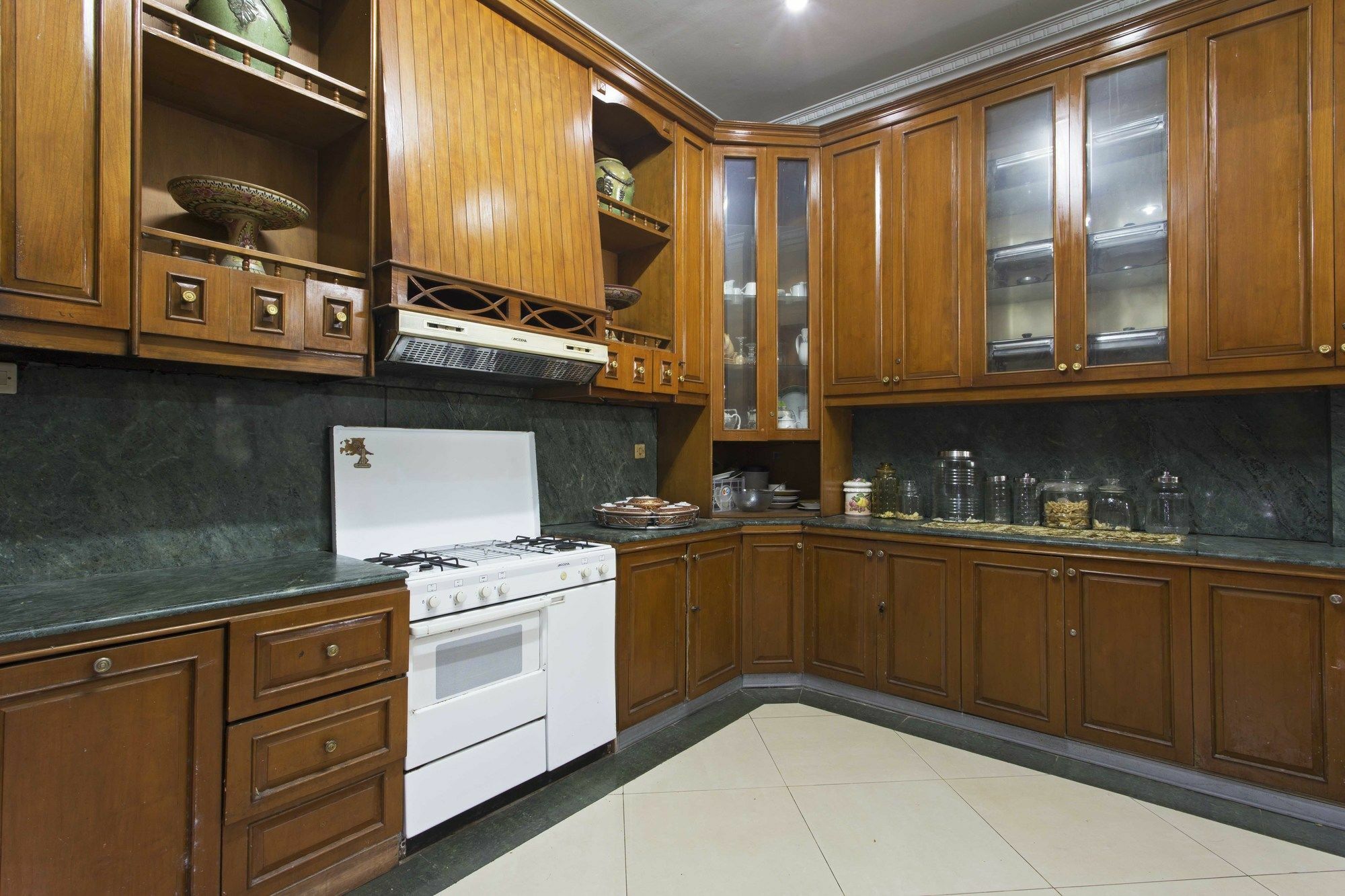 Guest house Reddoorz Near Cibubur Junction