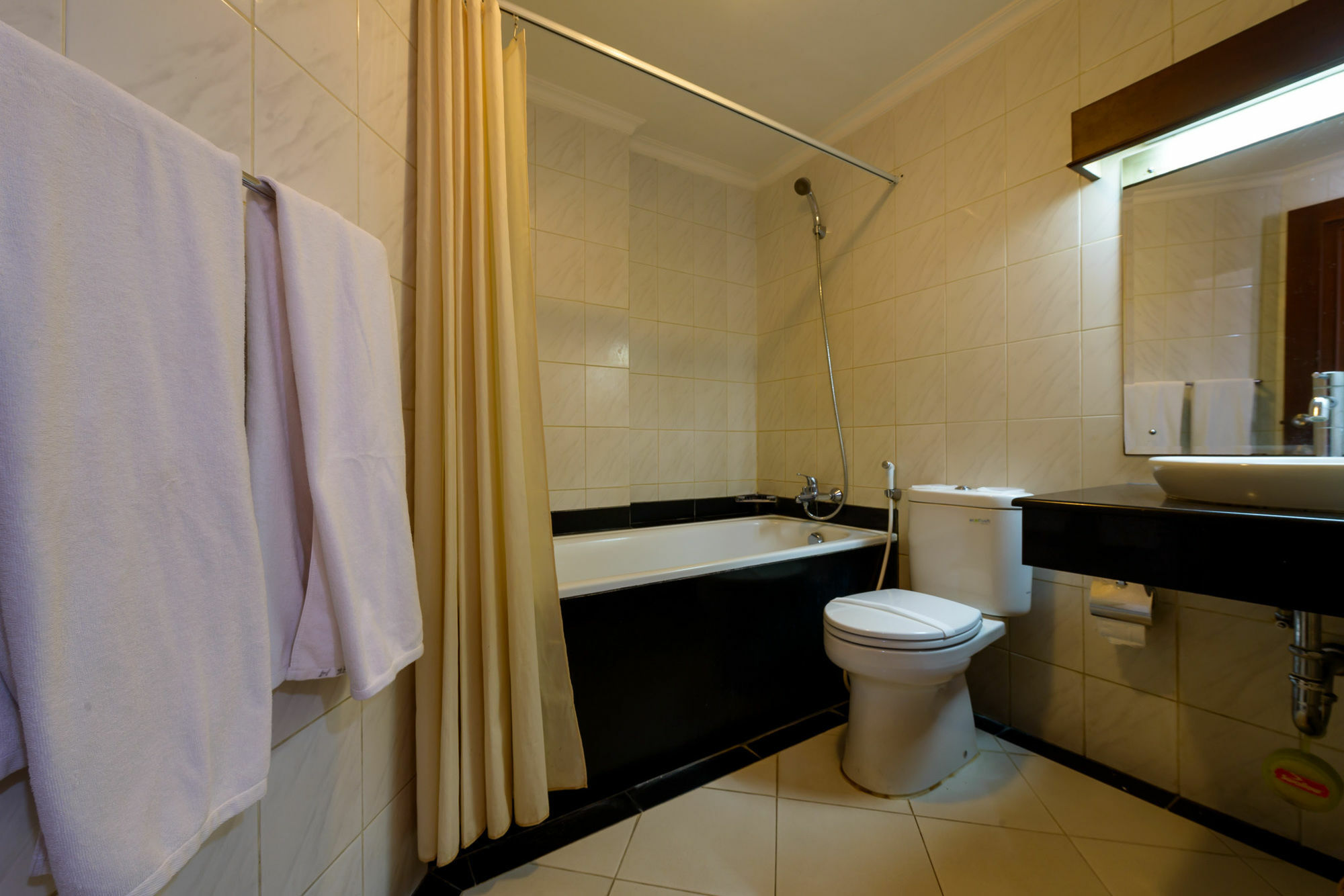 Cipta Wahid Hasyim Hotel
