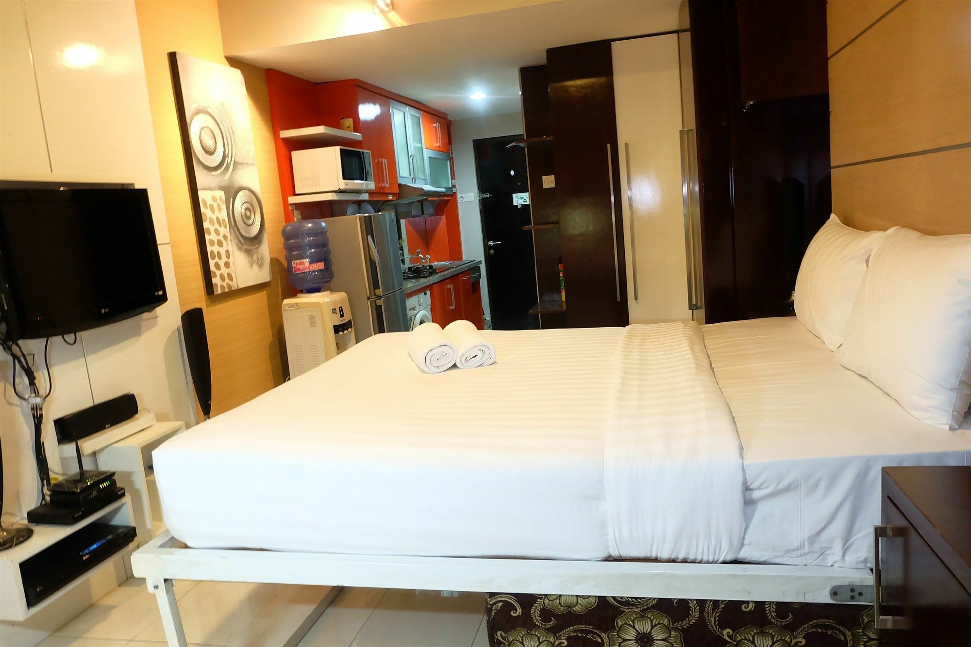 Center Of Tamansari By Travelio * Jakarta