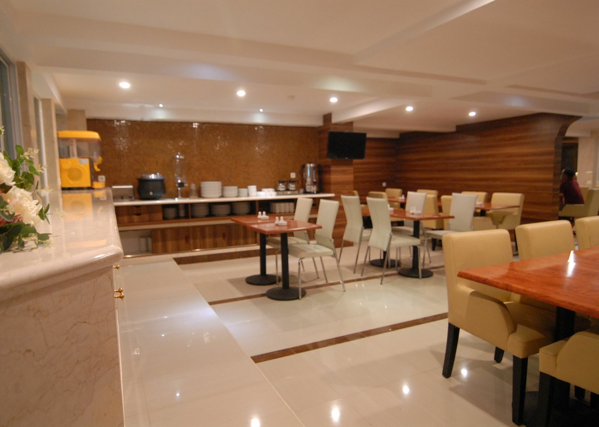 Grand Kasira Hotel