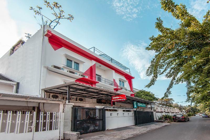 Oyo 657 Elite Park Mall By Tos Jakarta