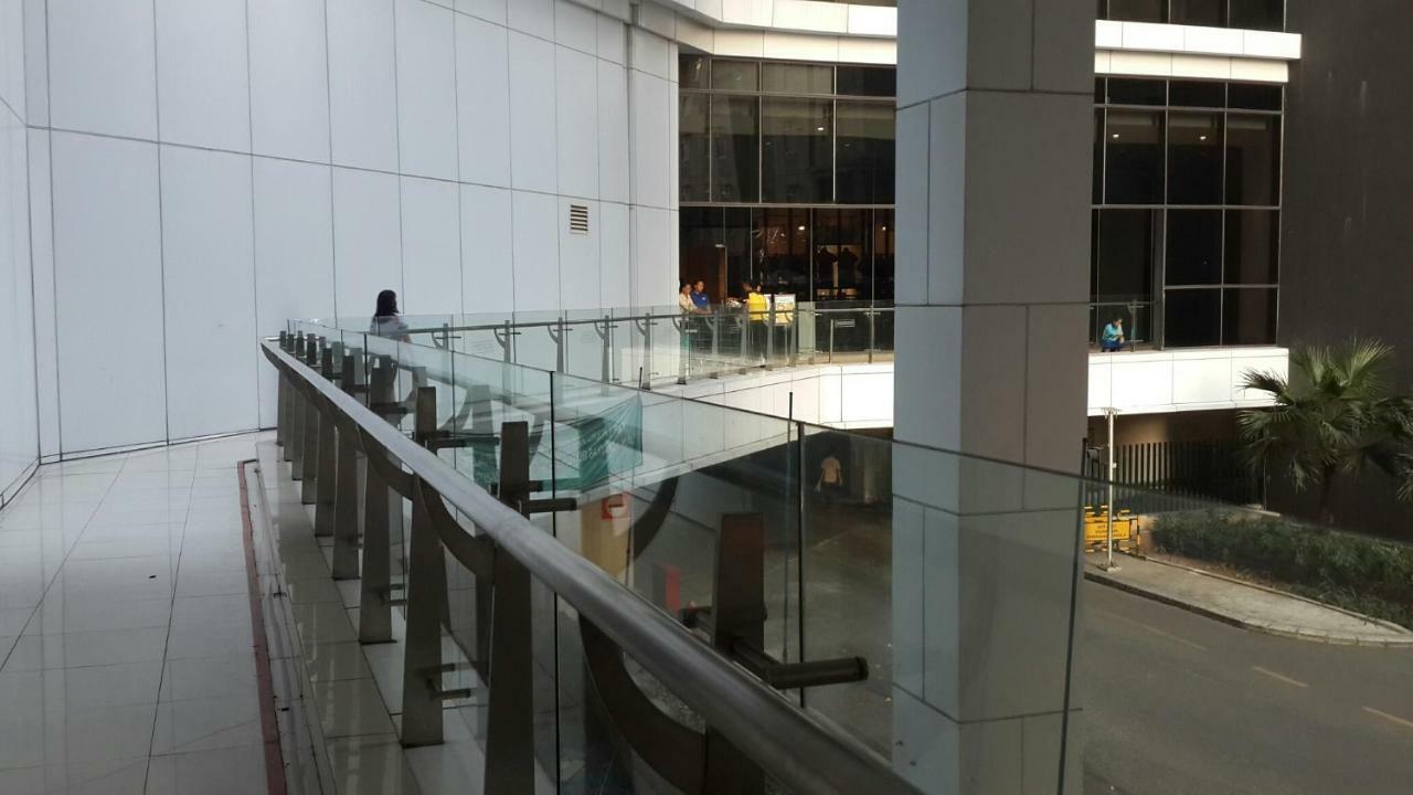 Robert's Jakarta