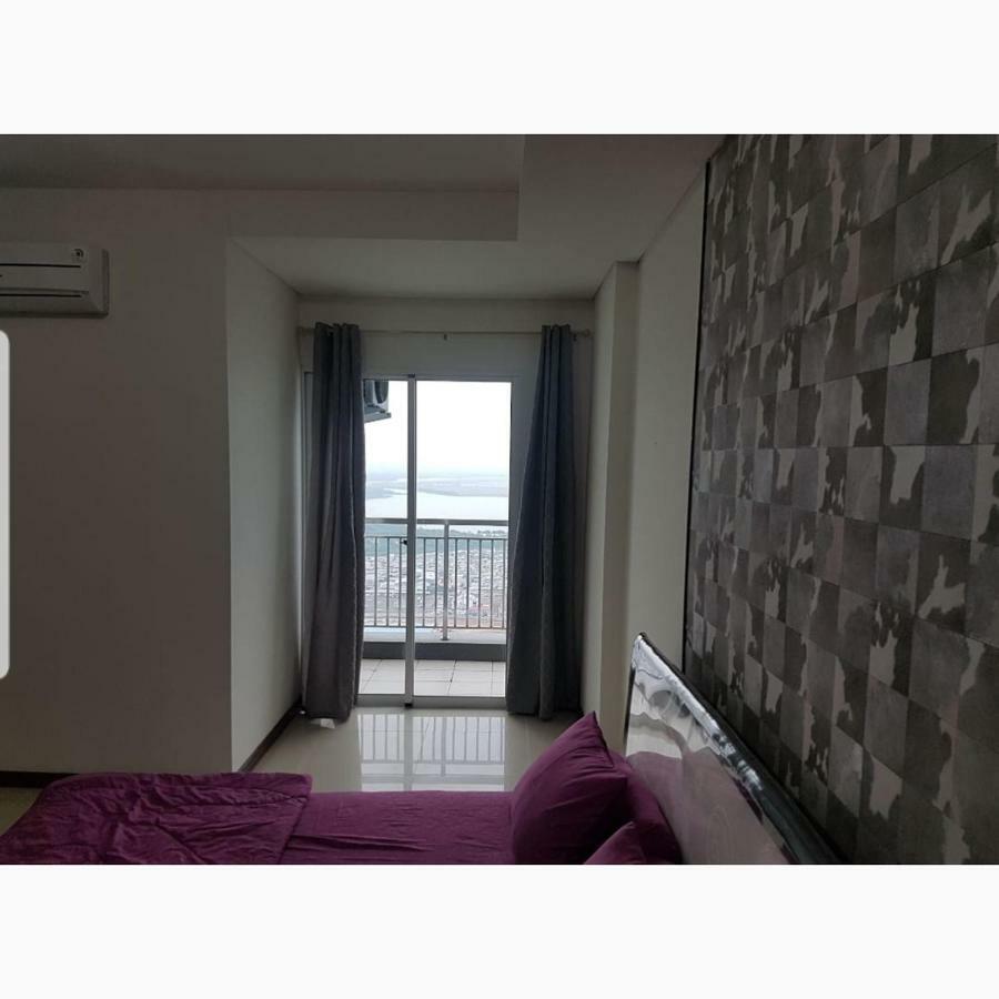 4 Bed Sleeping By The Sea * Jakarta