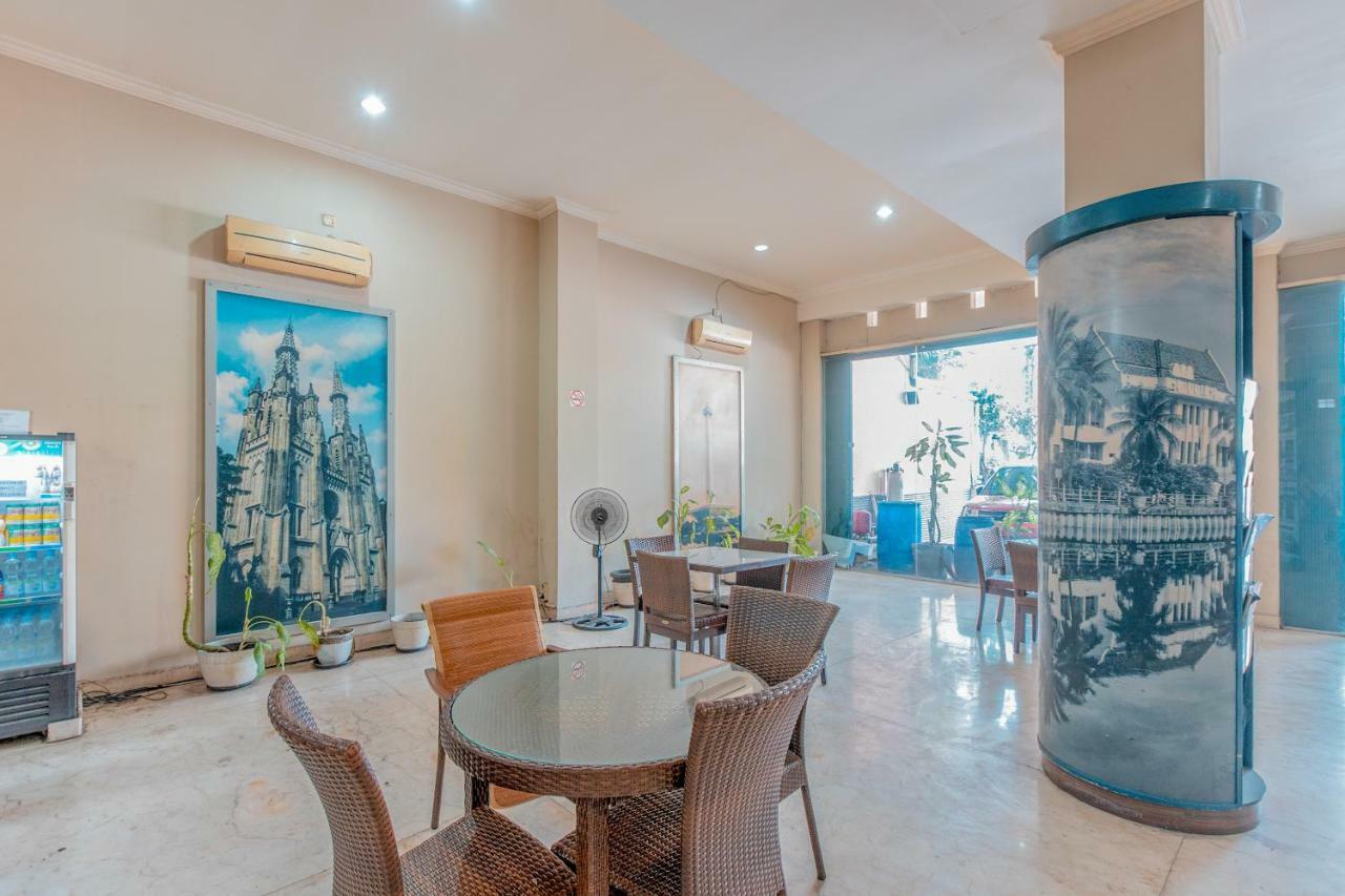 Hotel Oyo 1229 Dc Pramuka Jakarta