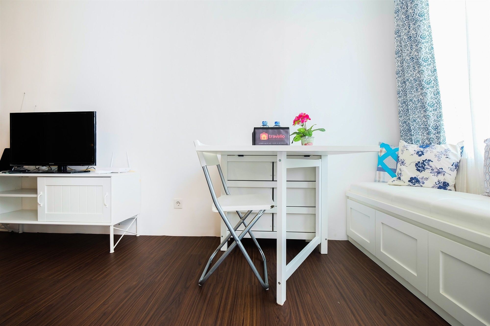 Minimalist At Bassura By Travelio Jakarta