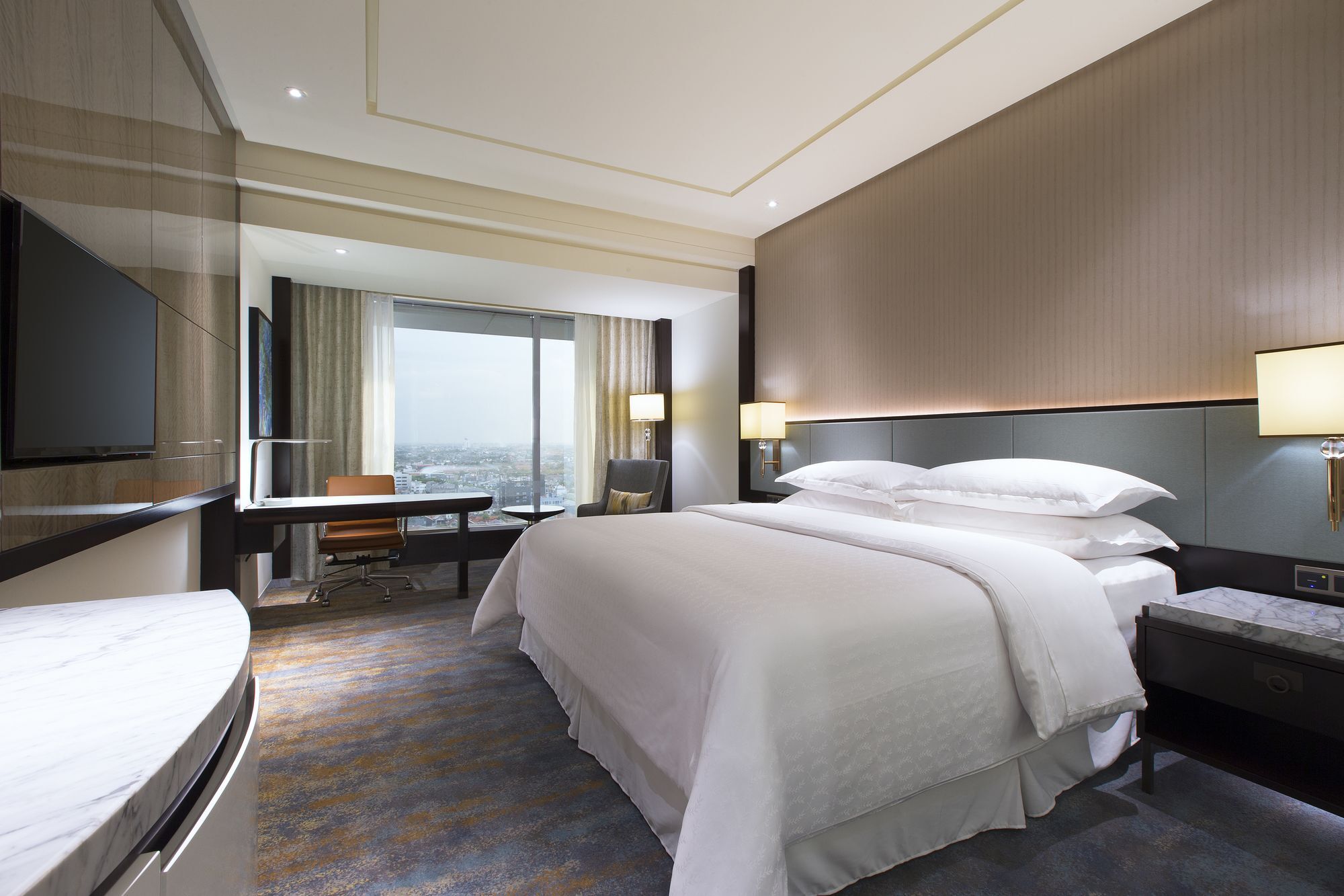 Sheraton Grand Gandaria Hotel 5*