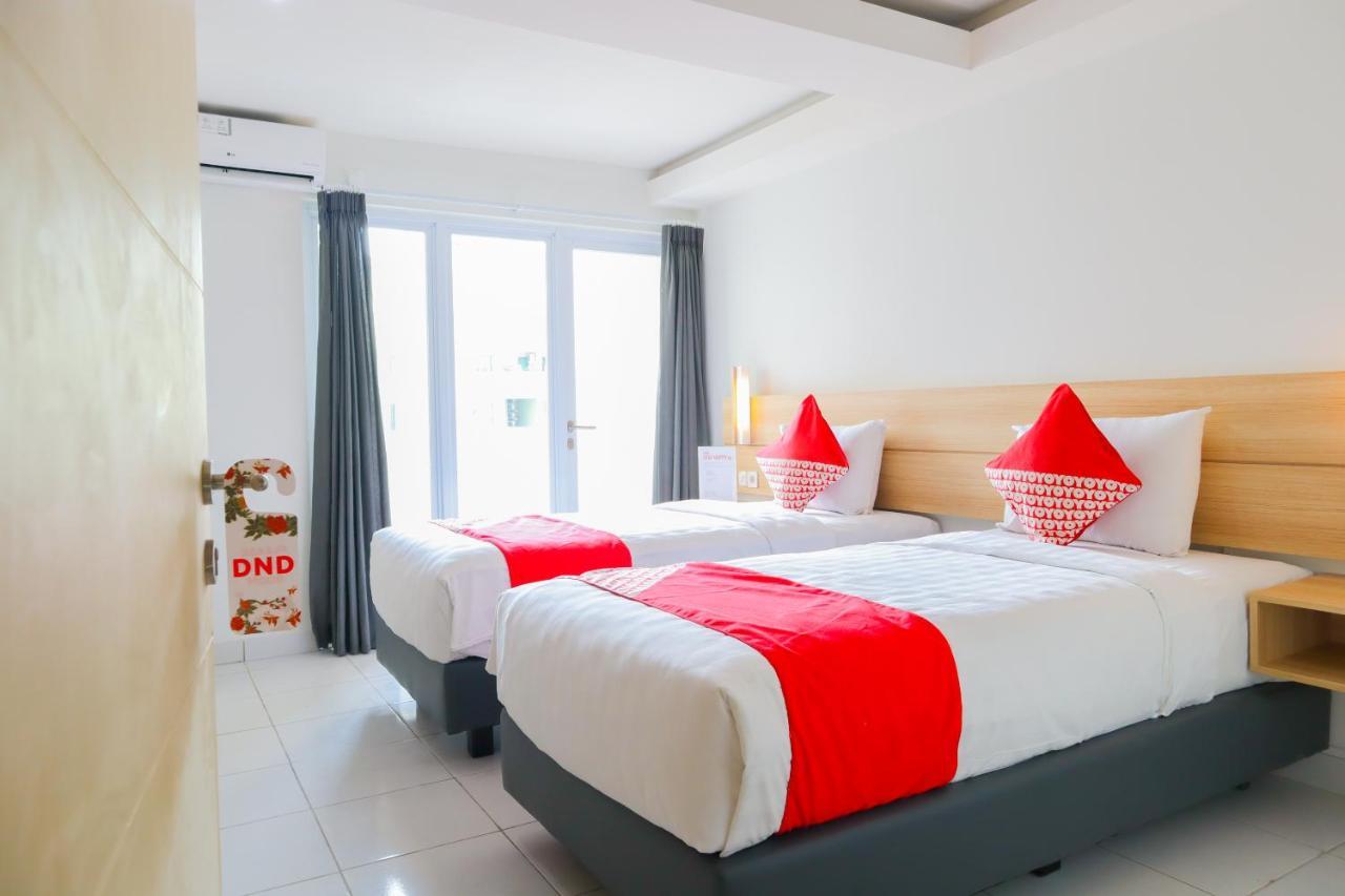 Hotel Flagship 210 Amethyst Kemayoran