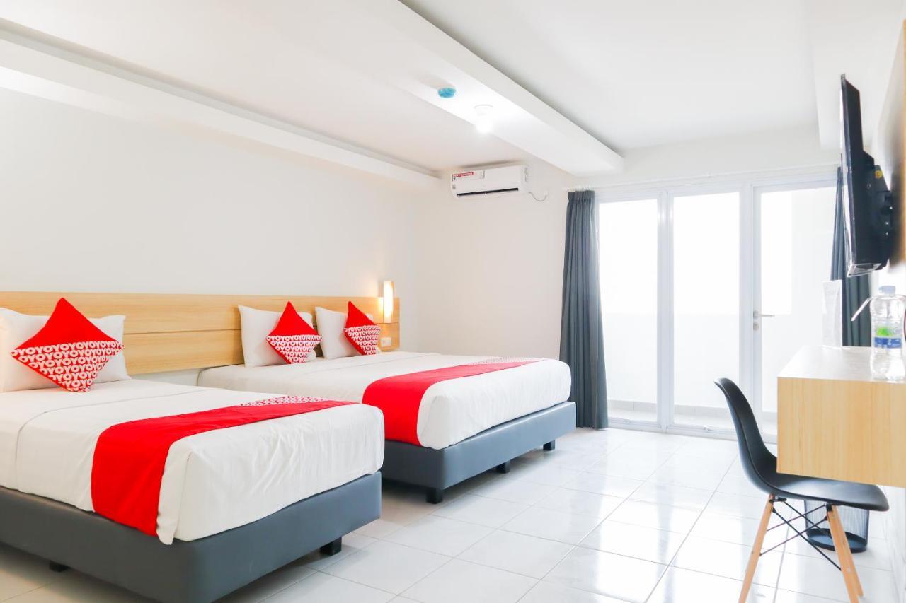 Flagship 210 Amethyst Kemayoran Hotel