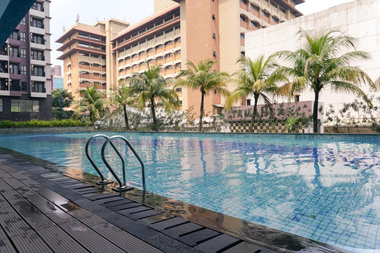 Modern 1br Tamansari Semanggi By Travelio