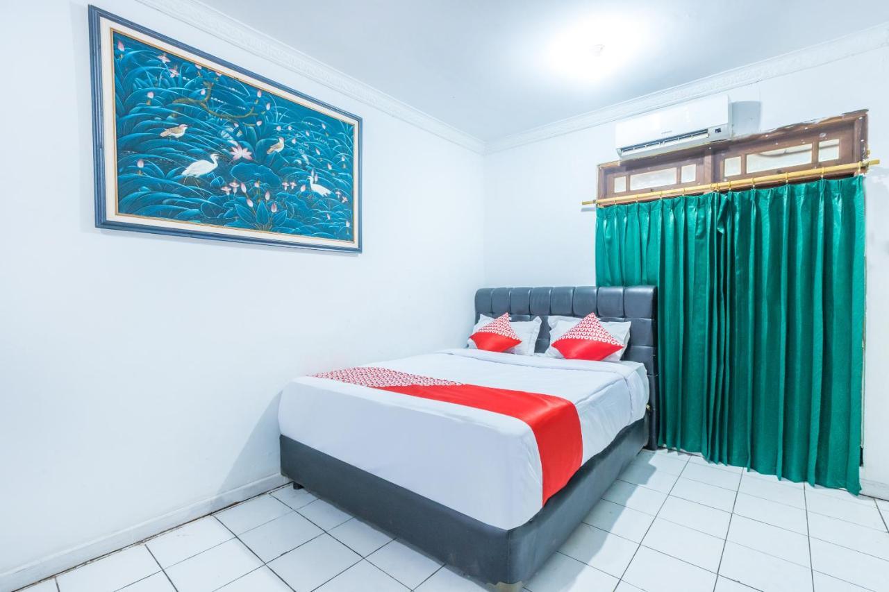 Oyo 1424 Guntary Hotel Jakarta
