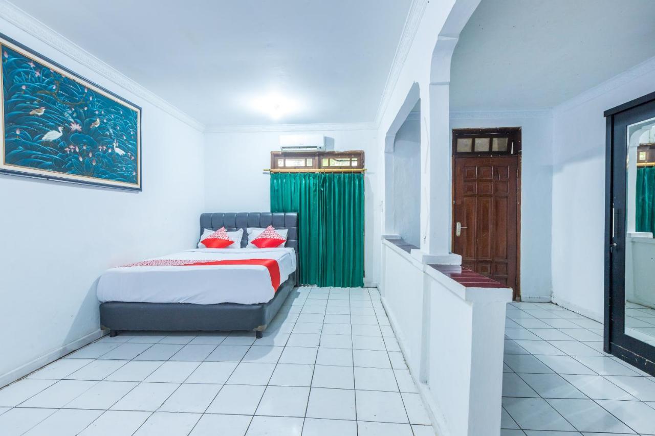 Oyo 1424 Guntary Hotel 2*