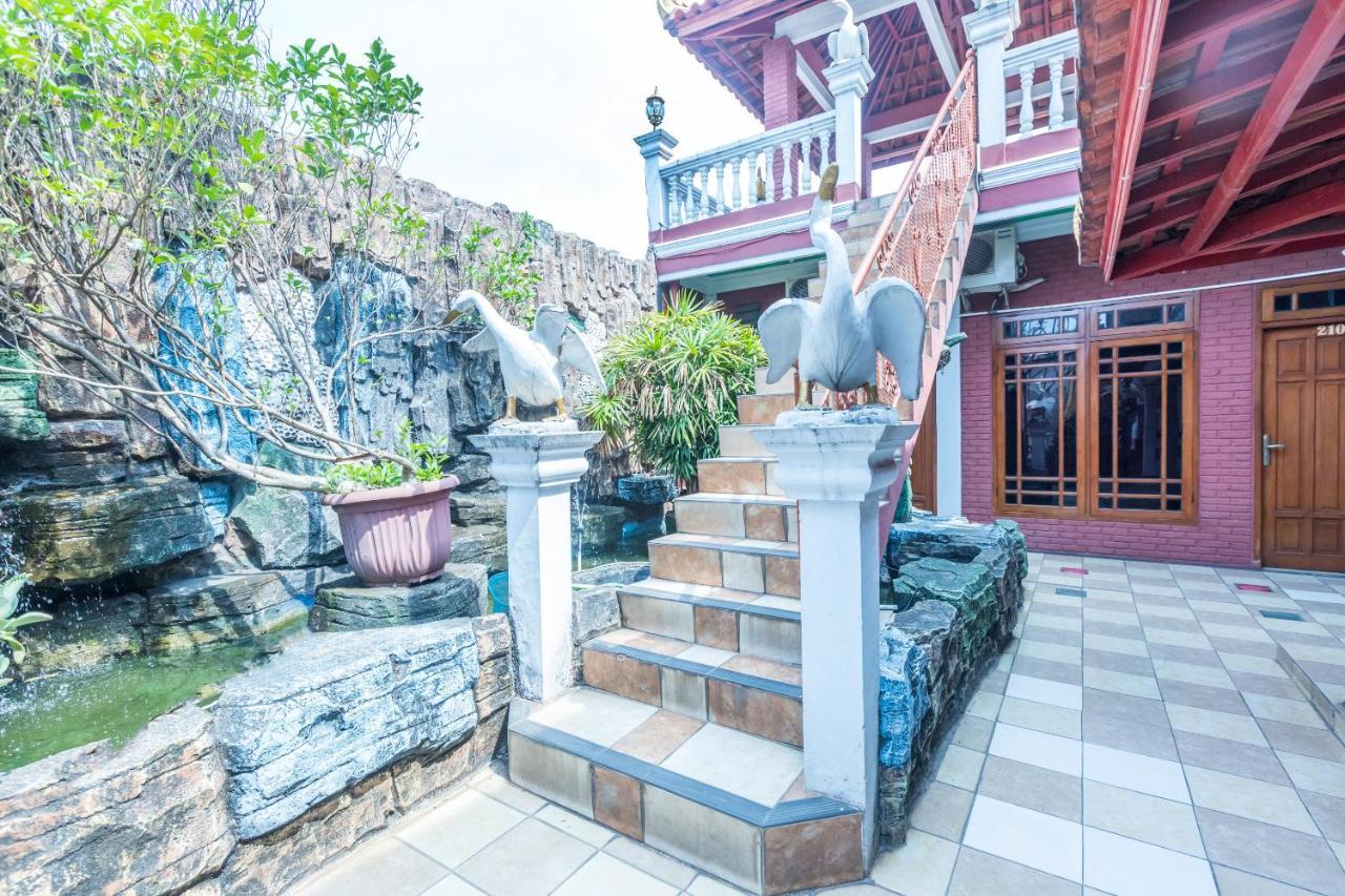 Hotel Oyo 1424 Guntary